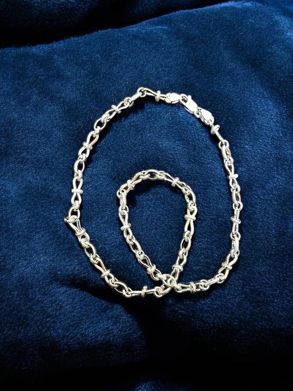 Silver Chain Elegant Circle and Oval Design