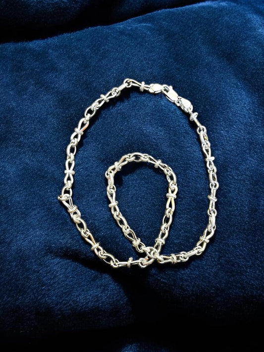Silver Chain Elegant Circle and Oval Design