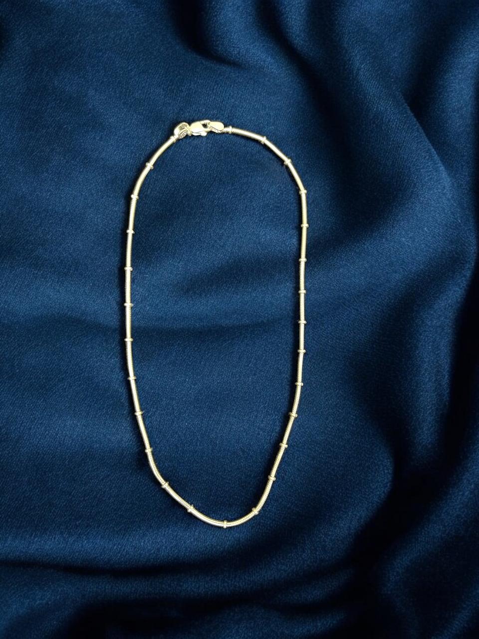Baby Chain with constant beads in middle