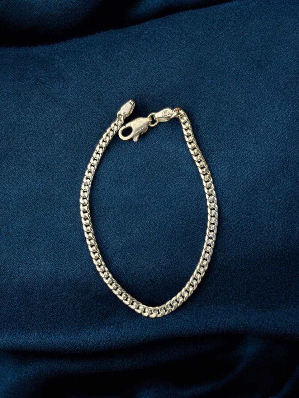 Thin silver Bracelet with New design