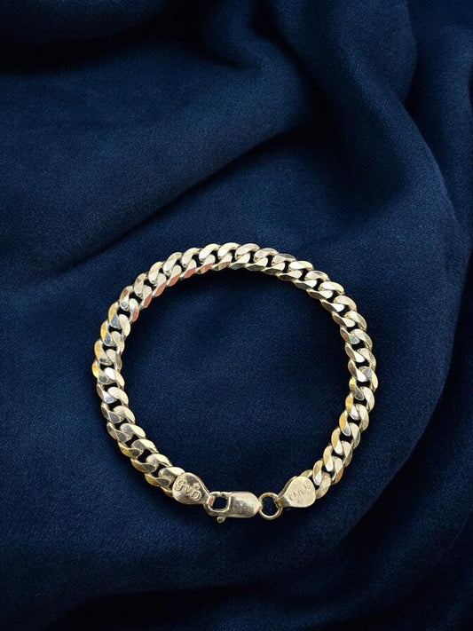 Traditional Bracelet with Chatai design
