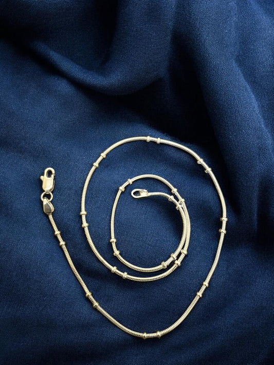Silver Chain with beads in middle